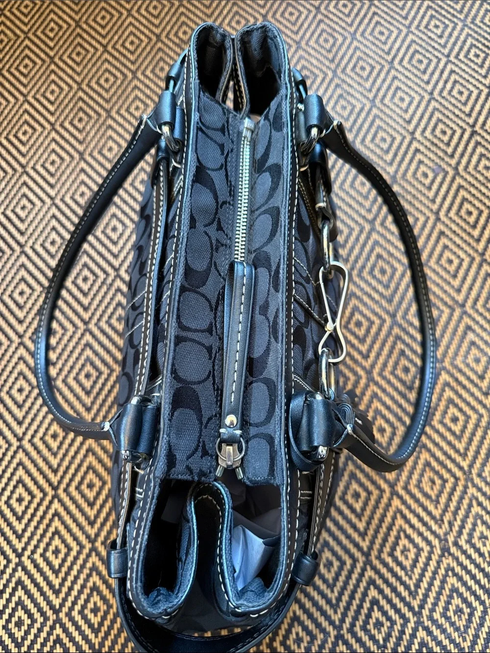 Vintage Y2K Coach signature Hampton carry all tote 10246 black with nickel